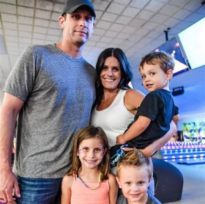 Adam Gase- Wiki, Wife, Net Worth, Height, Career