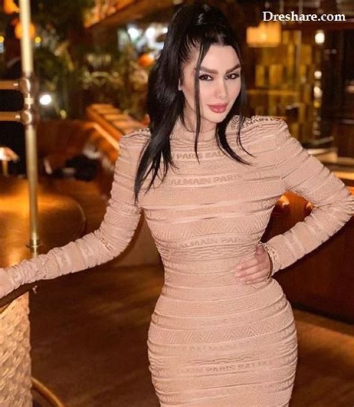 Donya Jahanbakht | Bio, Age, Net Worth, Relationship, Career
