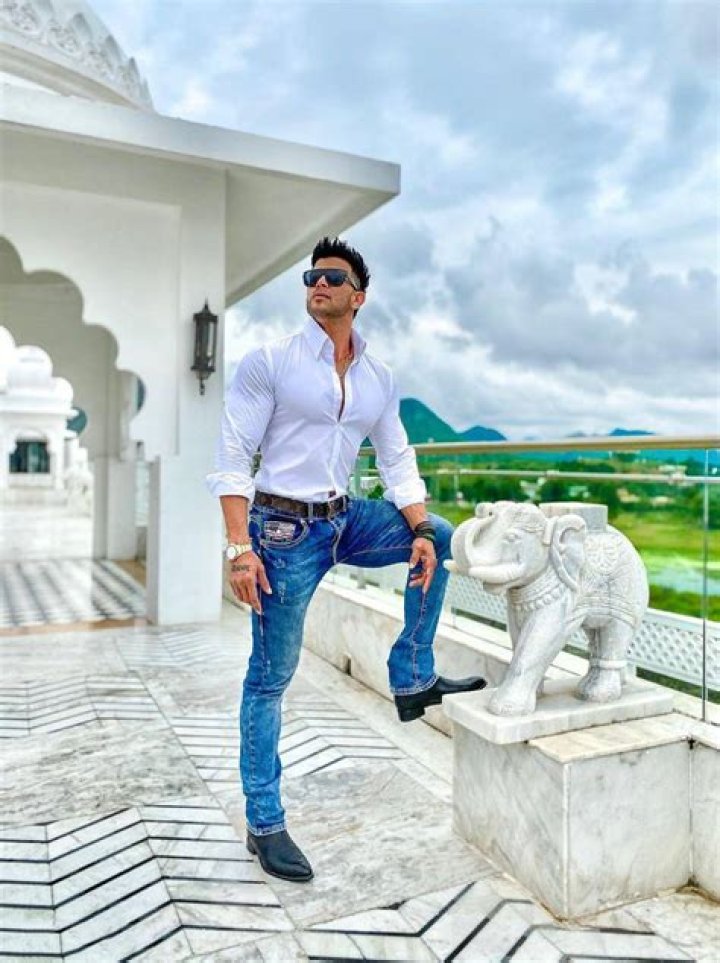 Sahil Khan