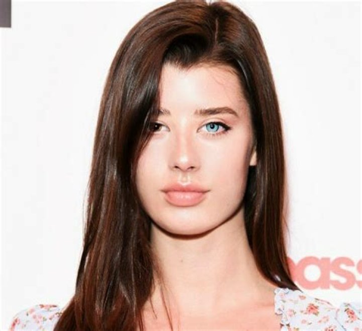 Sarah McDaniel- Age, Height, Net Worth, Height