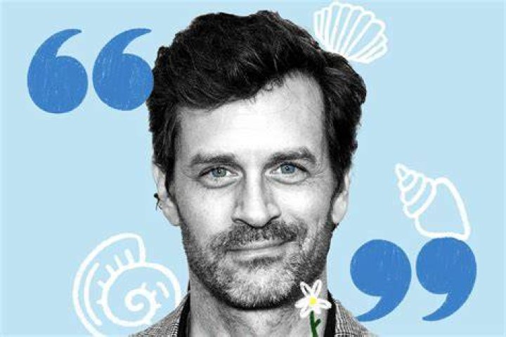 Tom Everett Scott | Bio, Age, Net Worth, Relationship, Career