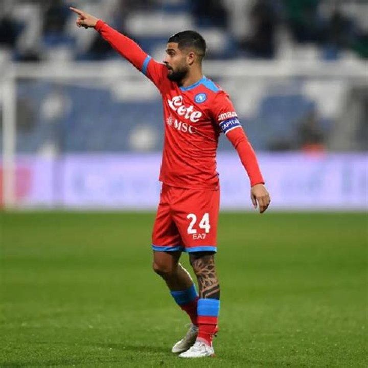 Wiki, Net Worth, Height, Wife And Career Of Lorenzo Insigne